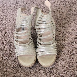 Steve Madden wedge sandles